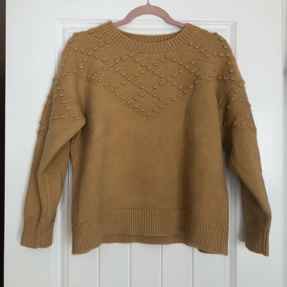 Rylee and Cru sweater. Size Medium, Tan/Gold tone sweater, textured sweater